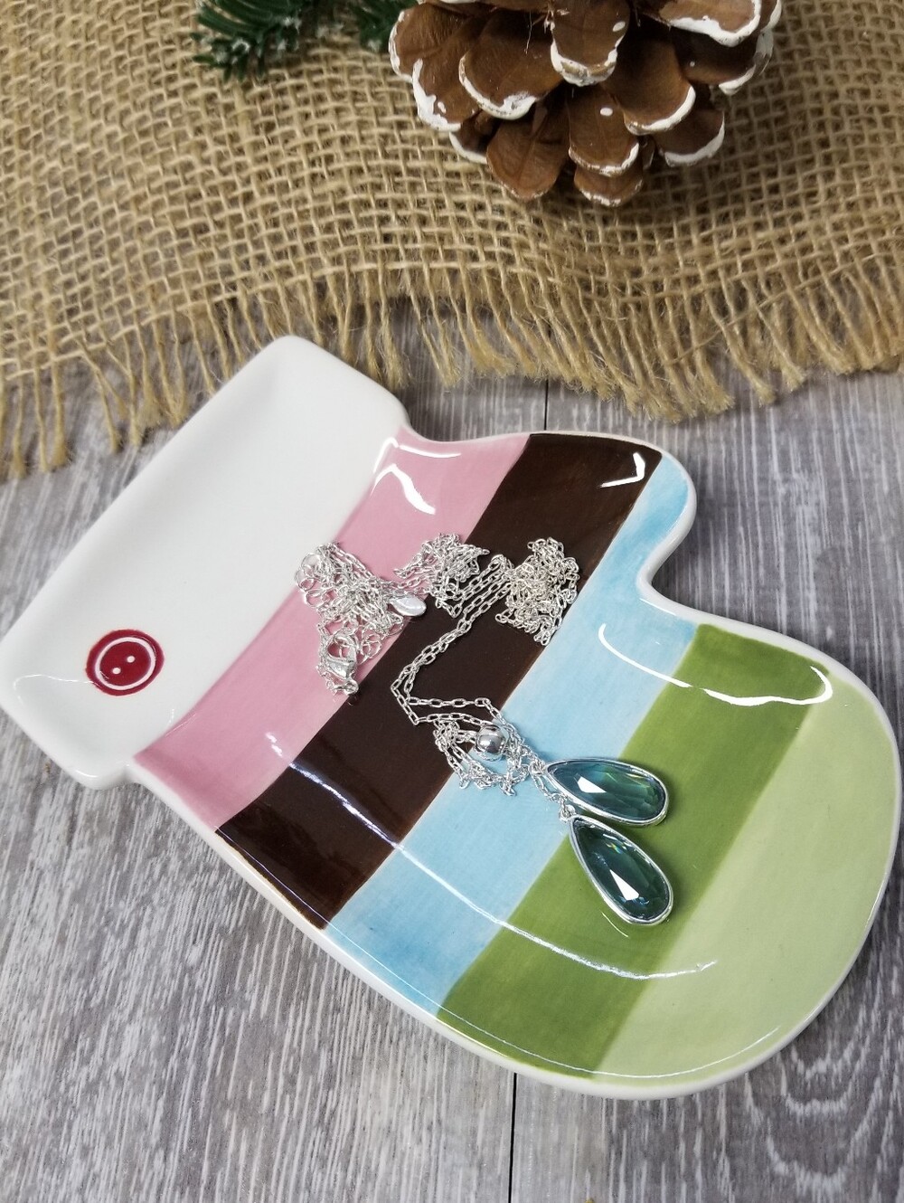 Mittens Trinket Tray Set - Picture 2 of 7